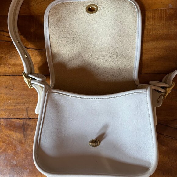 Vintage 1997 Coach Small Legacy Flap Bone Leather Crossbody - Picture 11 of 11